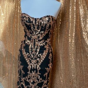 Beautiful Strapless Sequin Evening Gown